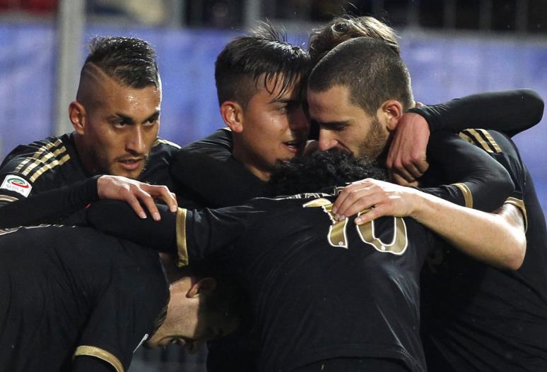 LPL 官方年度回顾： Xiaohu 的“手势舞”， Danny 的第二名，BLG遗憾成为亚军